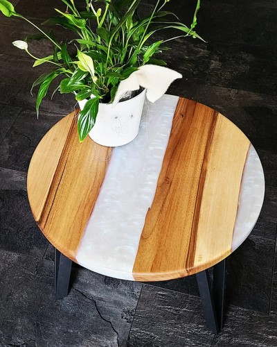 Epoxy resin table - 15",